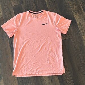Nike Men's Coral Short Sleeve Tee